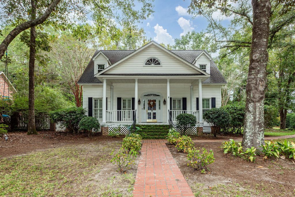 105 Scott Court, Summerville, SC 29483