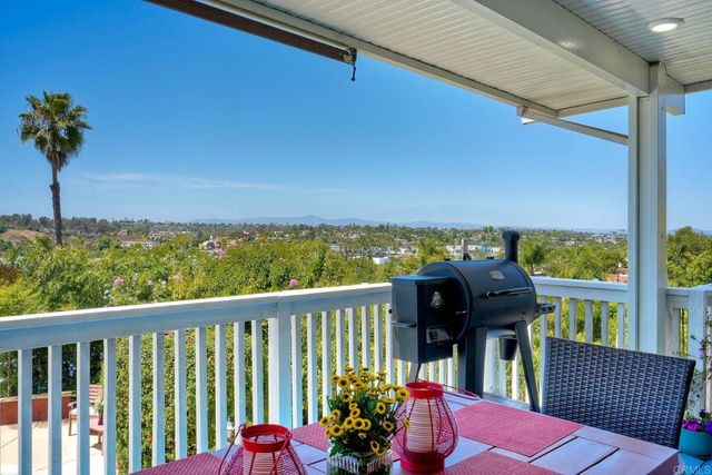 529 Vale View Drive, Vista, CA 92081