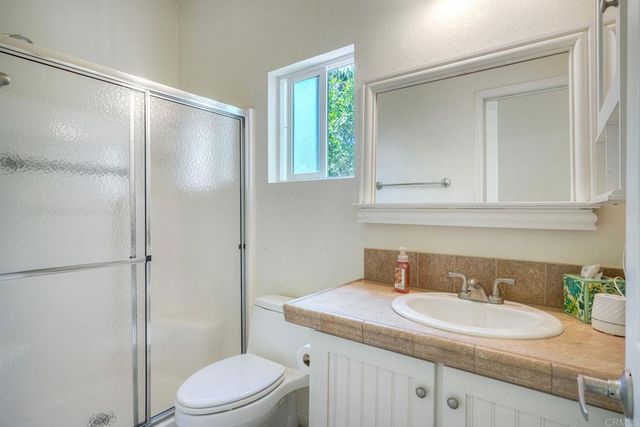 529 Vale View Drive, Vista, CA 92081
