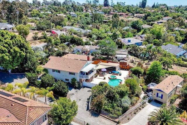 529 Vale View Drive, Vista, CA 92081