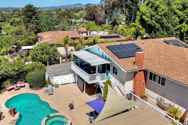 529 Vale View Drive, Vista, CA 92081