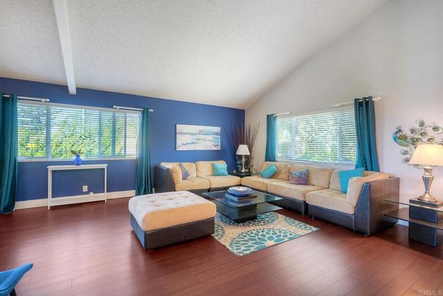 529 Vale View Drive, Vista, CA 92081