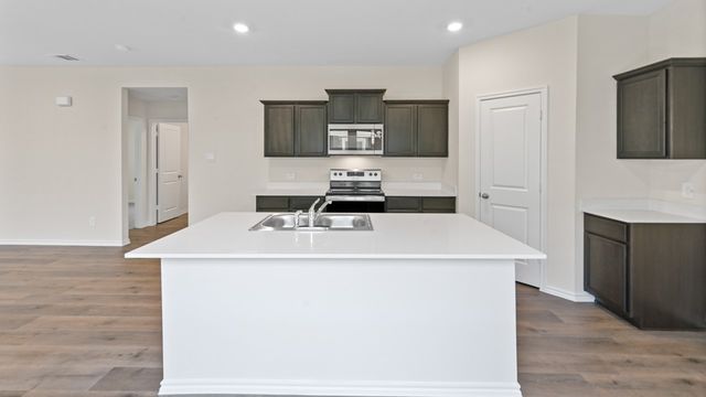 450 Clear Rain Street, Lavon, TX 75166