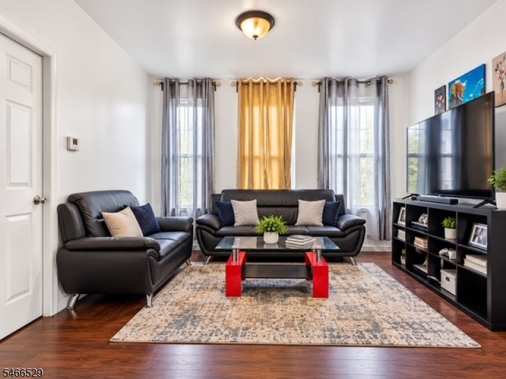 225 Chadwick Ave, Newark City, NJ 07108 — photo 4