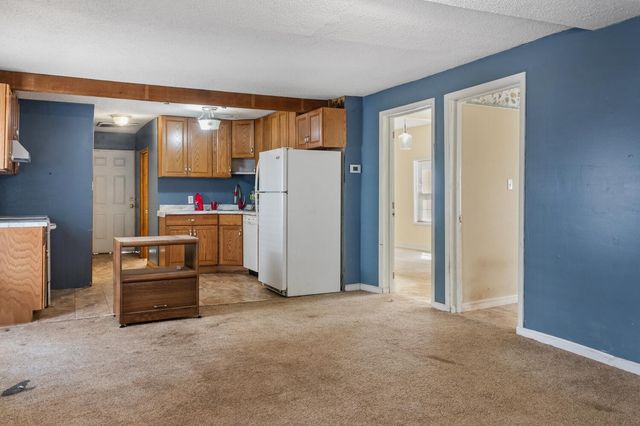 832 West Calhoun Street, Springfield, MO 65802