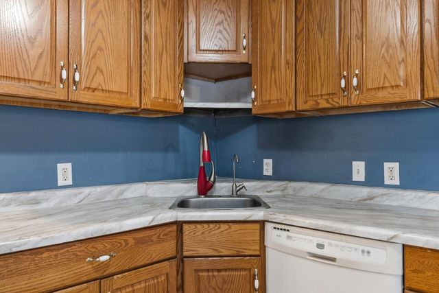 832 West Calhoun Street, Springfield, MO 65802