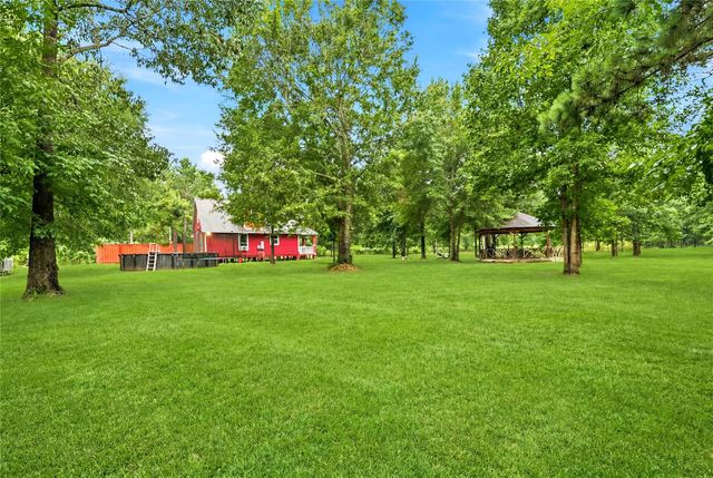 1151 County Line Road, Shepherd, TX 77371