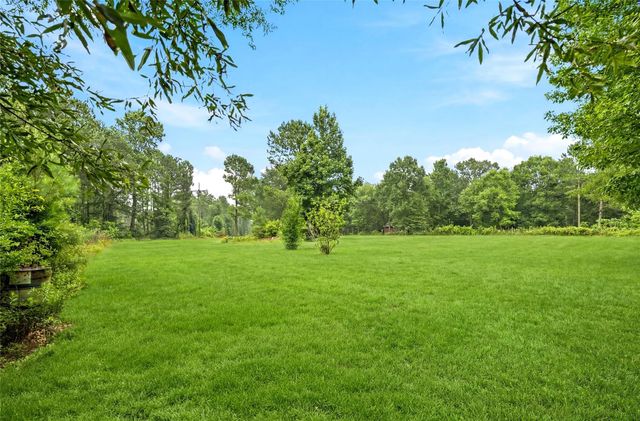 1151 County Line Road, Shepherd, TX 77371