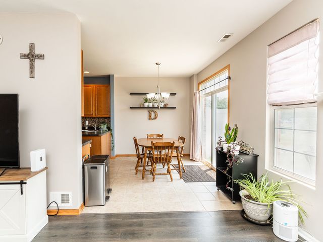 1128 Heron Circle, Joliet, IL 60431