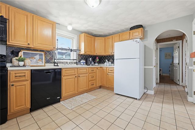 70 East Street, West Warwick, RI 02893