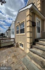 7153 RADBOURNE RD, Upper Darby, PA 19082