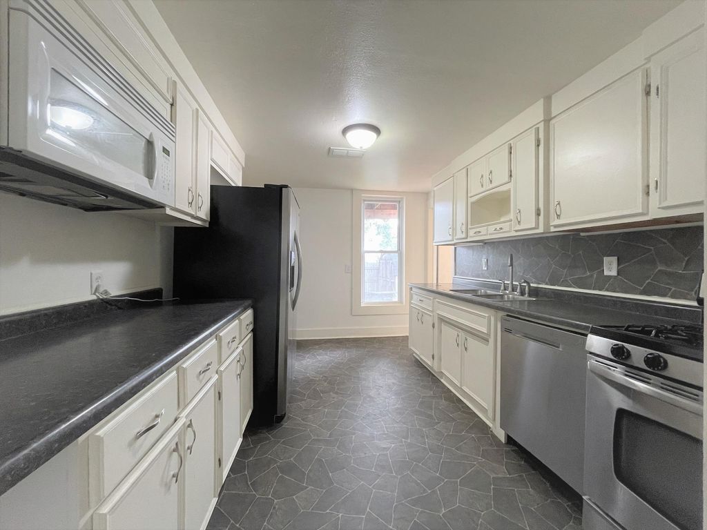 824 Lowry Avenue NE, Minneapolis, MN 55418 — photo 3