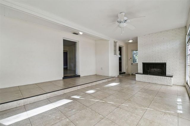 1001 E FERN STREET, Tampa, FL 33604