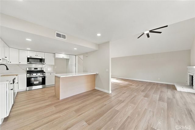 27175 Rio Garza, Valencia, CA 91354
