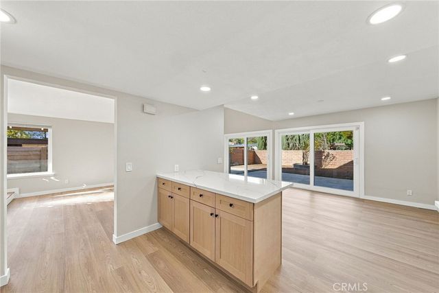 27175 Rio Garza, Valencia, CA 91354