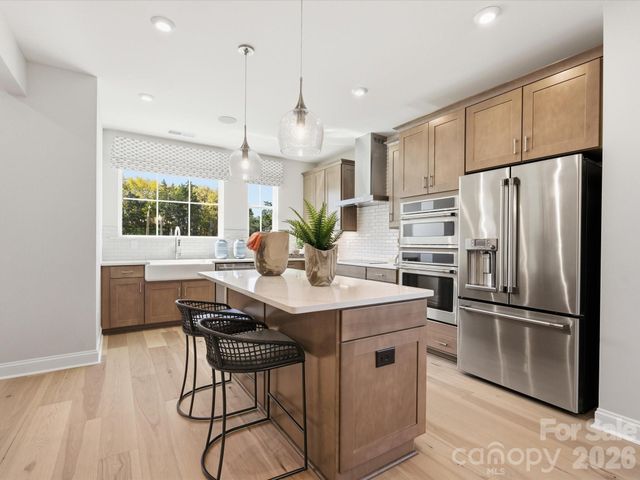 1323 Sandstar Lane, Charlotte, NC 28226