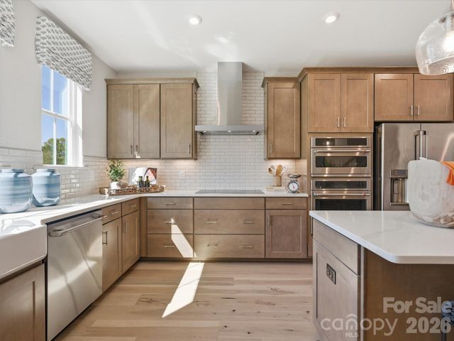 1323 Sandstar Lane, Charlotte, NC 28226