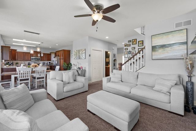 7127 MADISON Street, Davenport, IA 52806