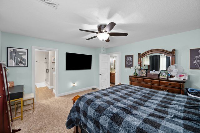 7127 MADISON Street, Davenport, IA 52806