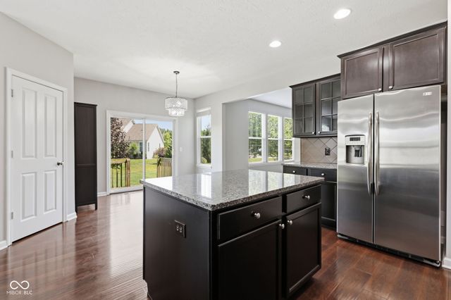 11122 Woodpark Drive, Noblesville, IN 46060