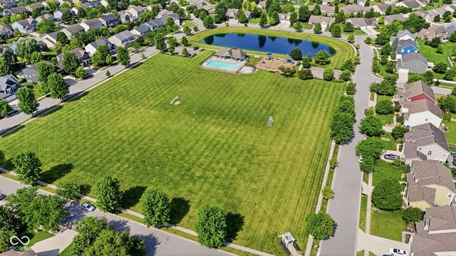 11122 Woodpark Drive, Noblesville, IN 46060