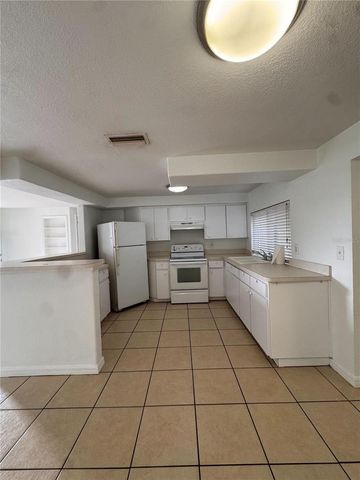 3438 KIMBERLY OAKS DRIVE, Holiday, FL 34691
