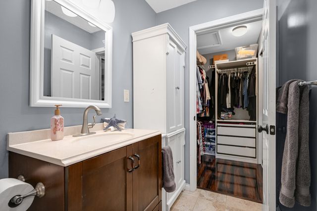 3678 Denmark Avenue, Eagan, MN 55123