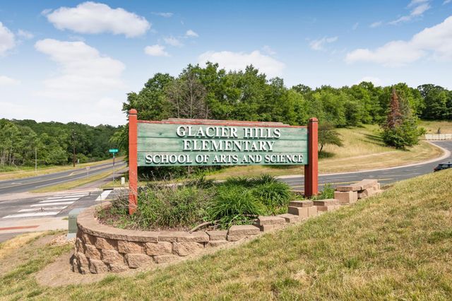 3678 Denmark Avenue, Eagan, MN 55123