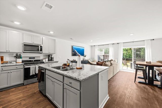 277 Ivory Shadow Road, Summerville, SC 29486