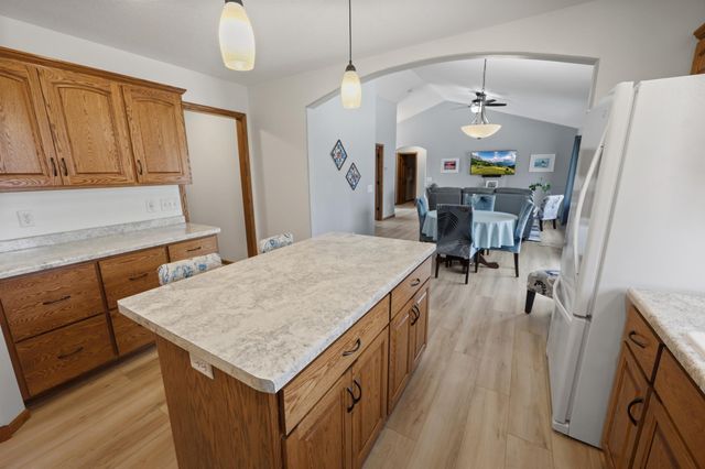 408 21st Avenue N, Sartell, MN 56377