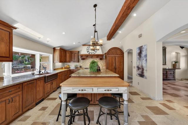 19094 Saratoga Glen Place, Saratoga, CA 95070