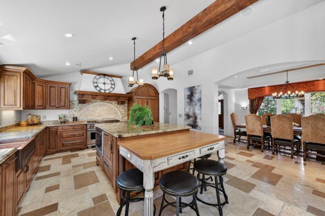 19094 Saratoga Glen Place, Saratoga, CA 95070