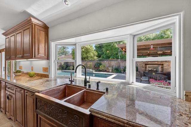 19094 Saratoga Glen Place, Saratoga, CA 95070