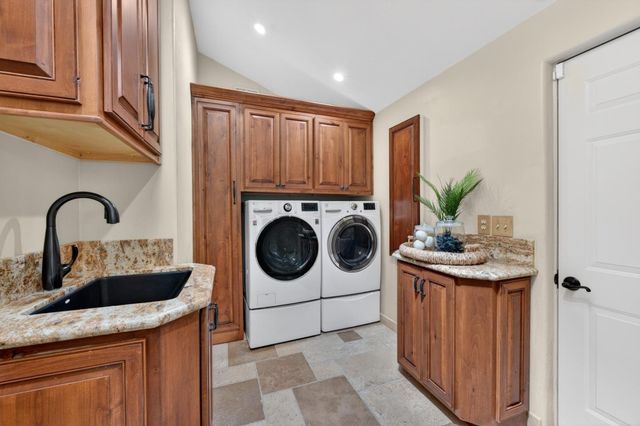 19094 Saratoga Glen Place, Saratoga, CA 95070