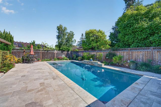 19094 Saratoga Glen Place, Saratoga, CA 95070