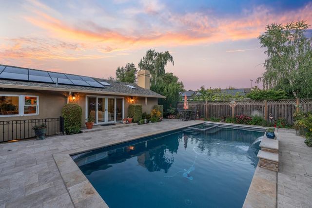 19094 Saratoga Glen Place, Saratoga, CA 95070