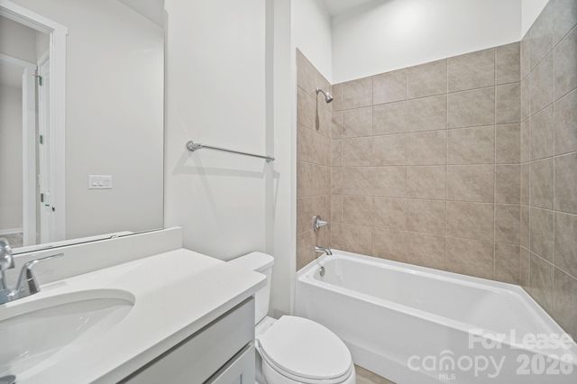 8016 Brookbank Drive, Charlotte, NC 28269