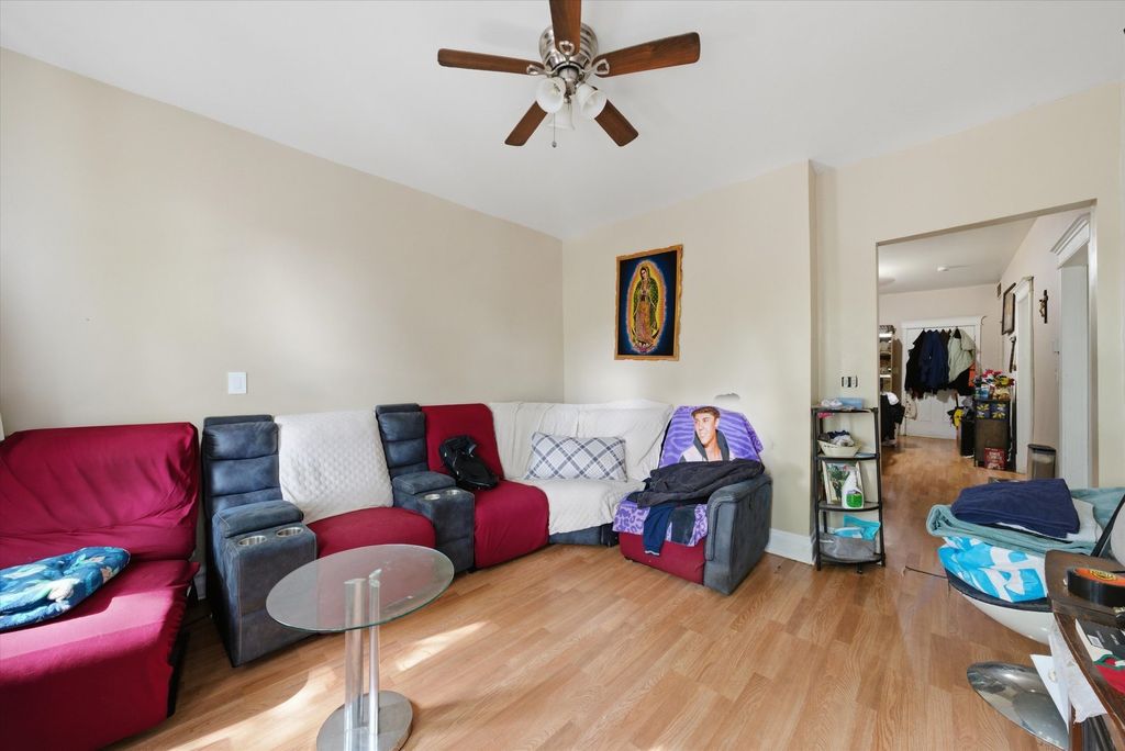 Image 17 of property listing at 2736 S Kildare Avenue, Chicago, IL 60623