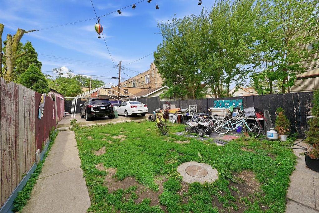 Image 34 of property listing at 2736 S Kildare Avenue, Chicago, IL 60623