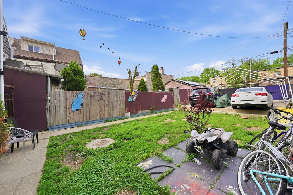 Image 35 of property listing at 2736 S Kildare Avenue, Chicago, IL 60623