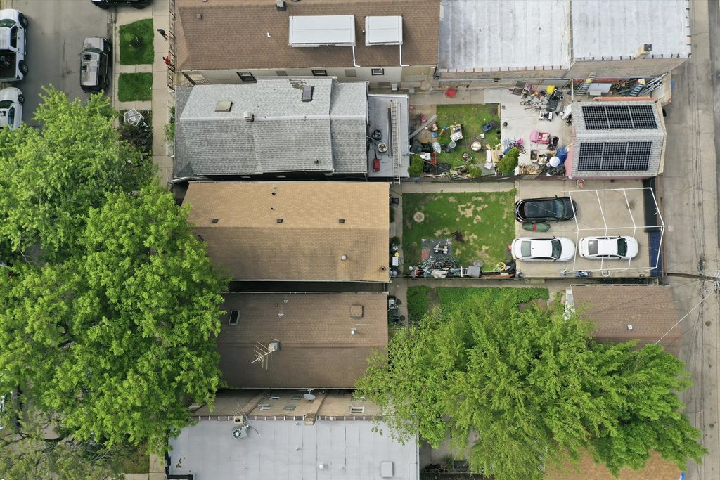Image 38 of property listing at 2736 S Kildare Avenue, Chicago, IL 60623