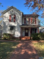 620 Sherman Street Se, Decatur, AL 35601