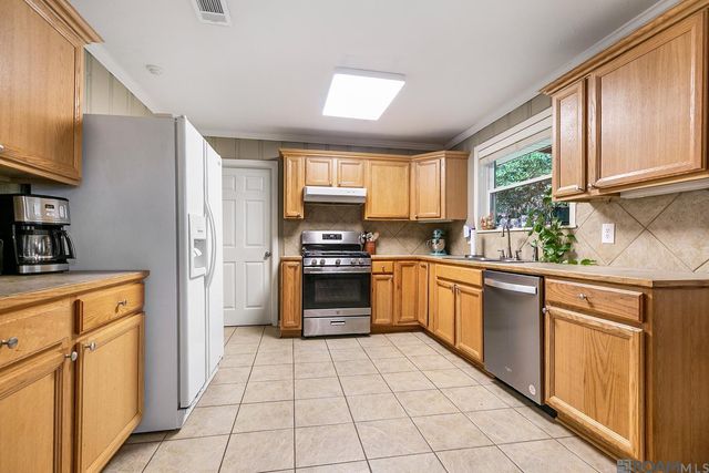 515 Dentation Dr, Baton Rouge, LA 70808