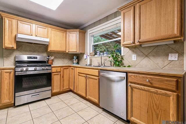 515 Dentation Dr, Baton Rouge, LA 70808