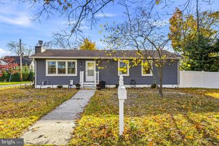 16 SUMNER AVE, Berlin, NJ 08009