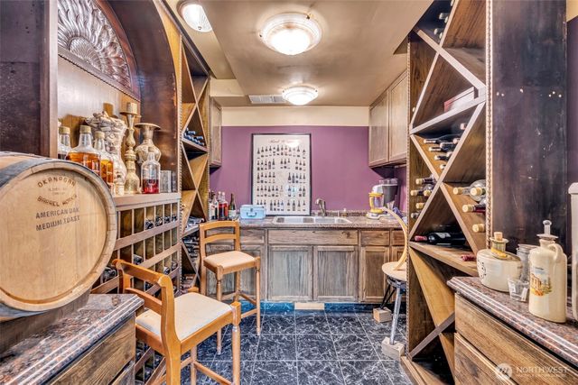 6490 NE Monte Vista Drive, Bainbridge Island, WA 98110