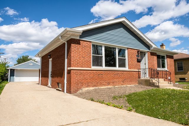 1847 Boeger Avenue, Westchester, IL 60154