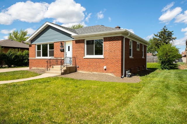 1847 Boeger Avenue, Westchester, IL 60154
