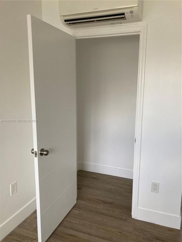 1815 NW 1st CT 2, Miami, FL 33136