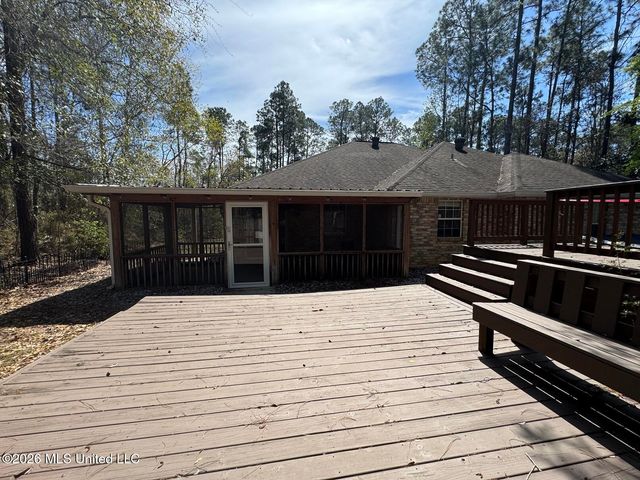 42162 Noma Drive, Diamondhead, MS 39525